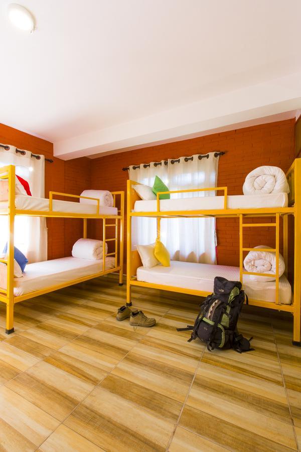 Zostel Pokhara Hostel Bagian luar foto