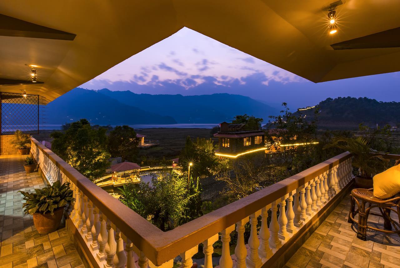 Zostel Pokhara Hostel Bagian luar foto