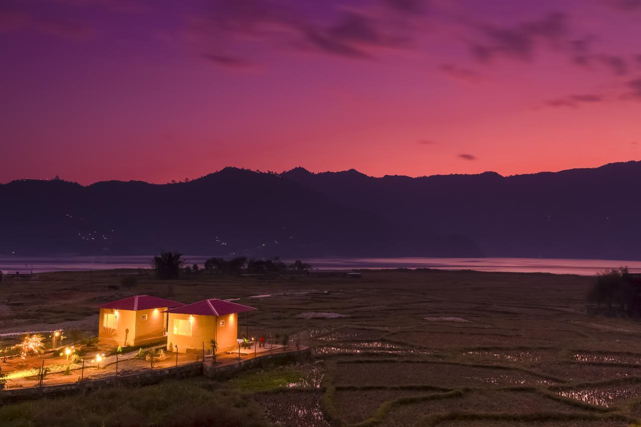 Zostel Pokhara Hostel Bagian luar foto