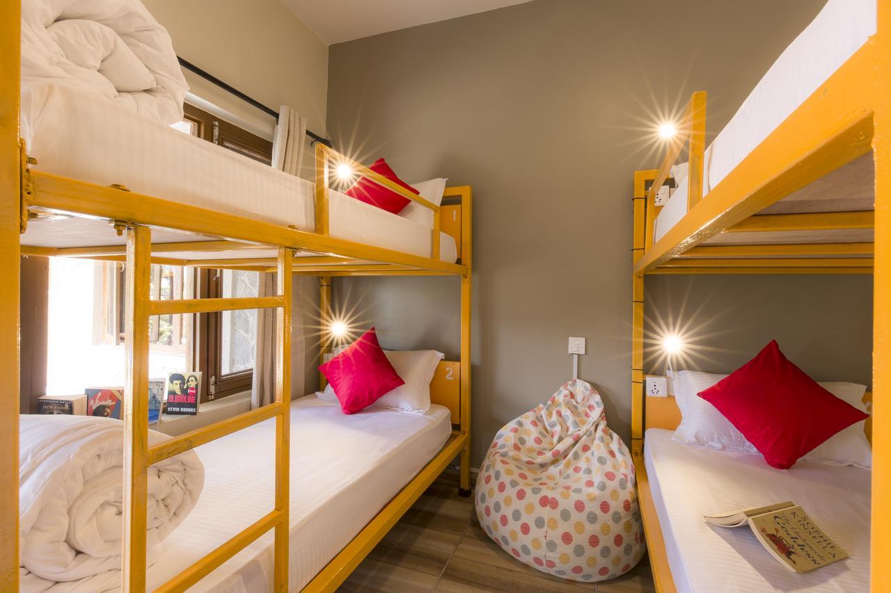 Zostel Pokhara Hostel Bagian luar foto