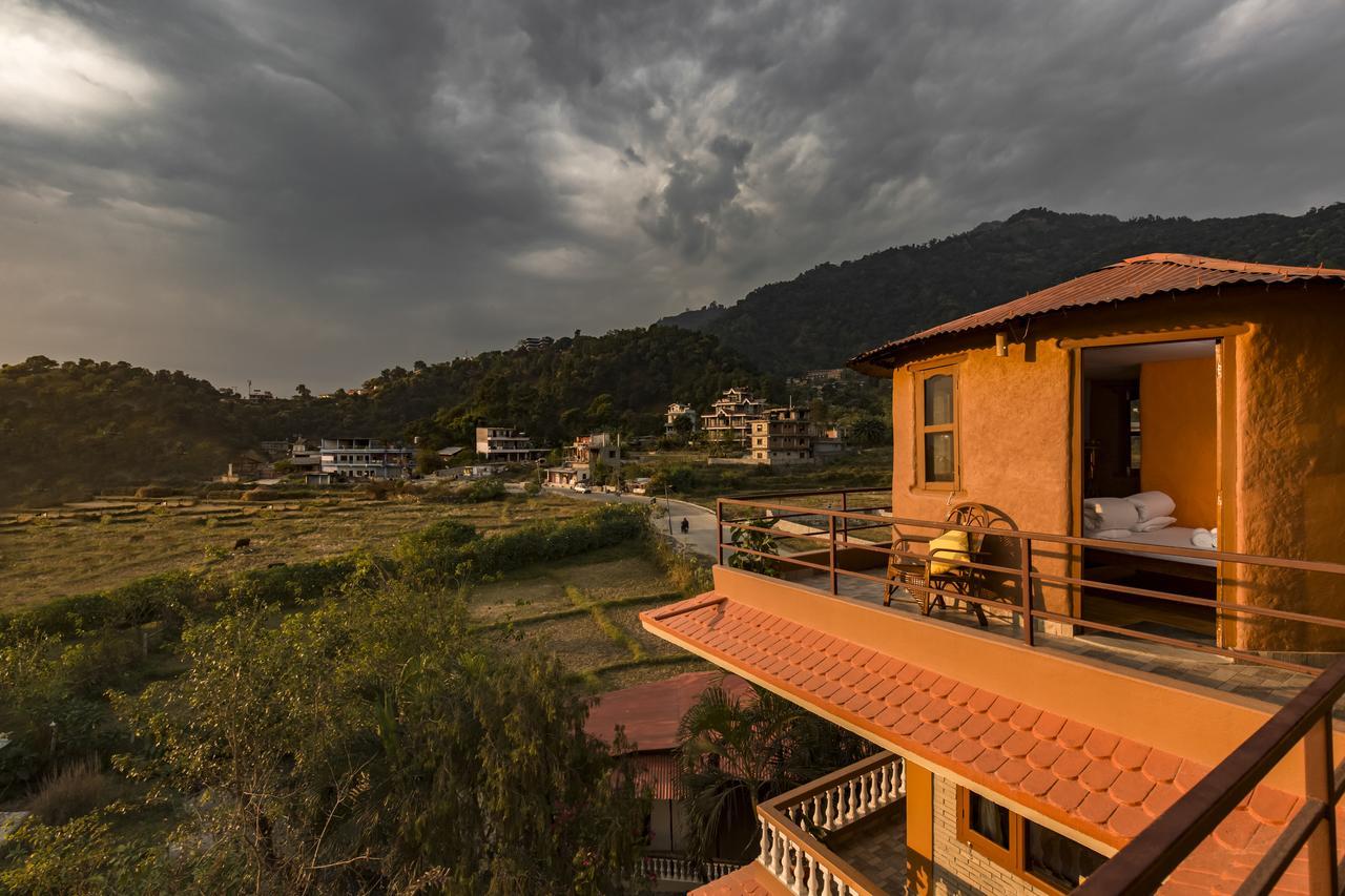 Zostel Pokhara Hostel Bagian luar foto