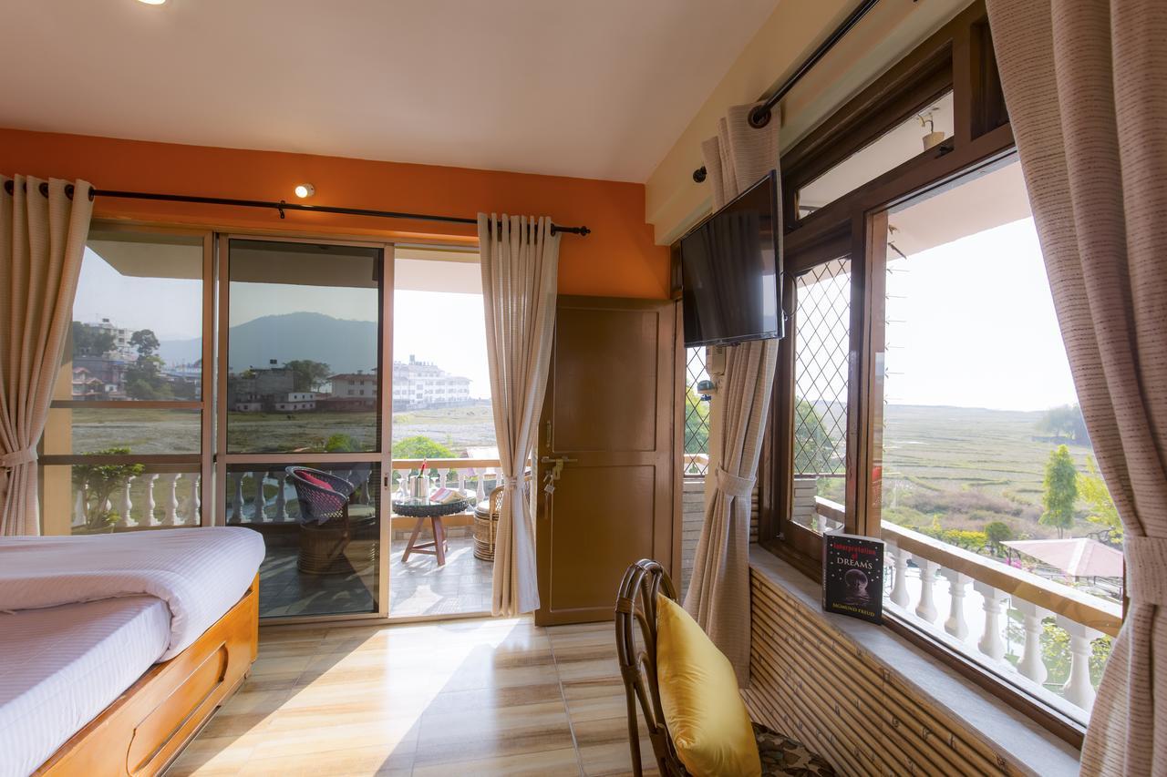 Zostel Pokhara Hostel Bagian luar foto
